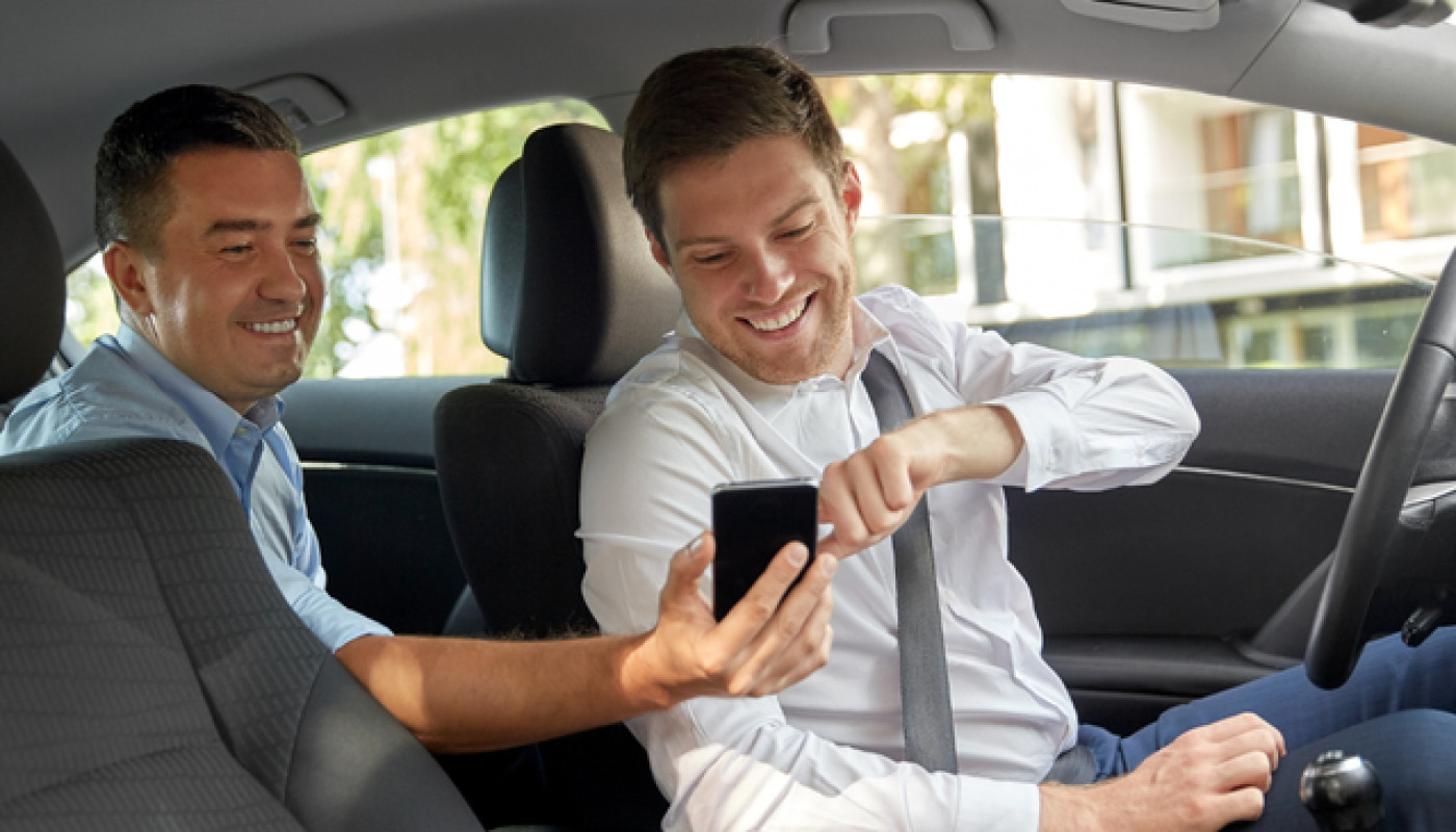 En arrivant à l’aéroport de Nice, rejoignez Saint-Tropez avec ce service de taxi privé !